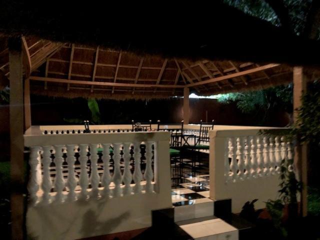 Heda House Bed & Breakfast Sanyang Luaran gambar